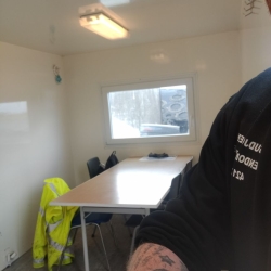 Erhvervsrengøring af bord